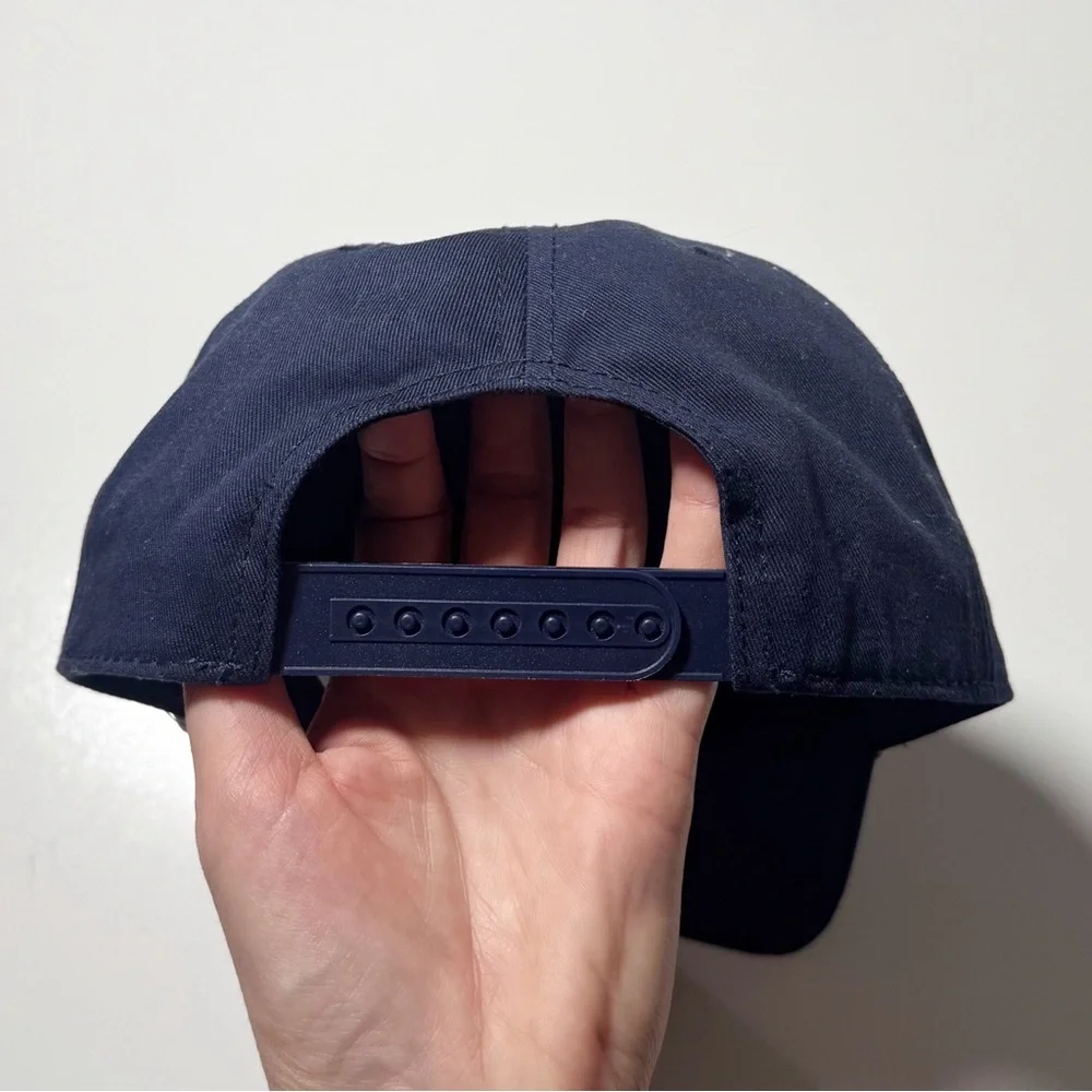 Miniso Los Angeles Snapback Hat